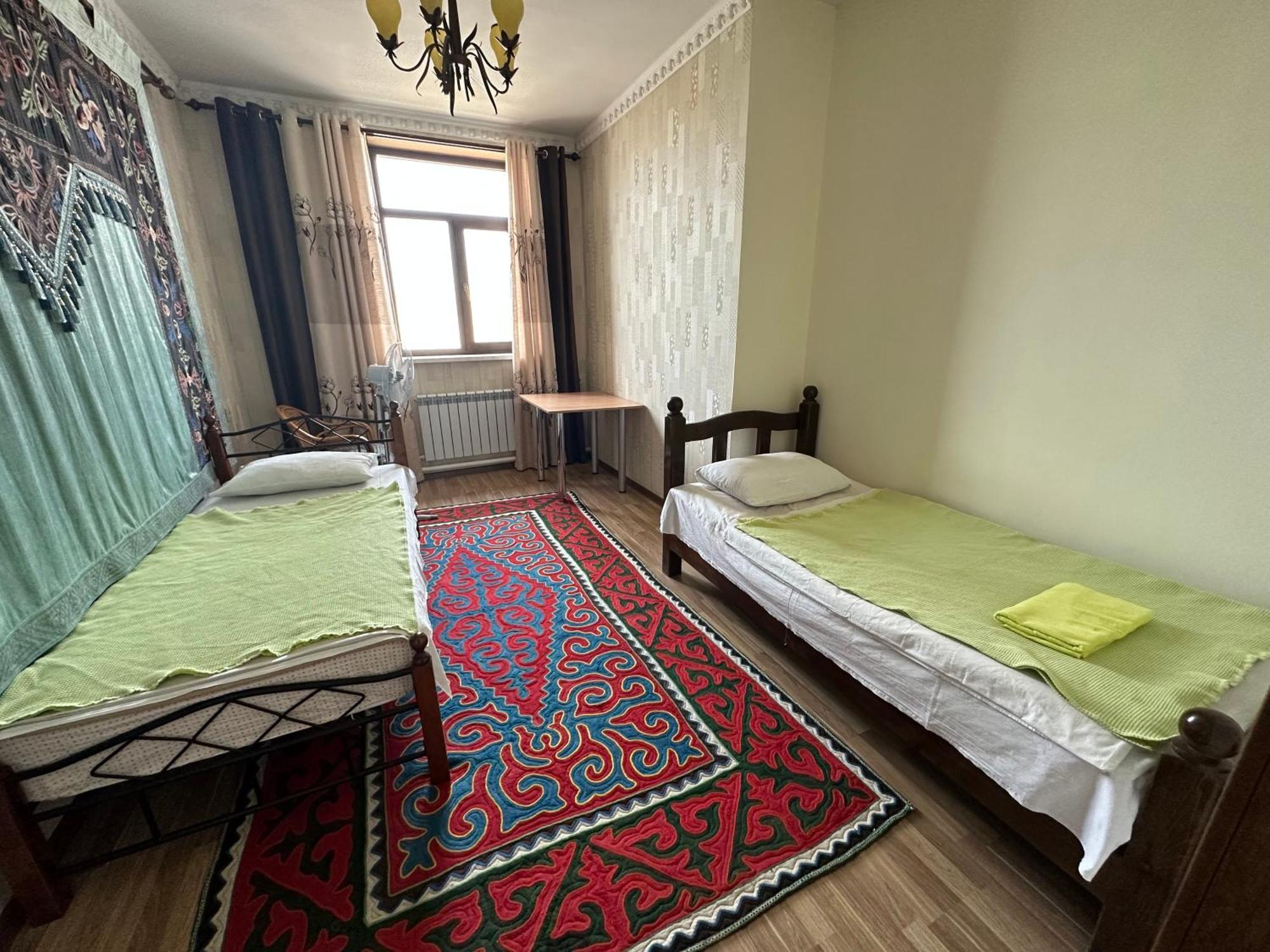 Kurak Homestay Bishkek Exterior photo